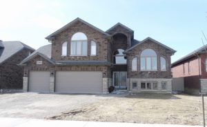 Home For Sale in Lakeshore, Ontario