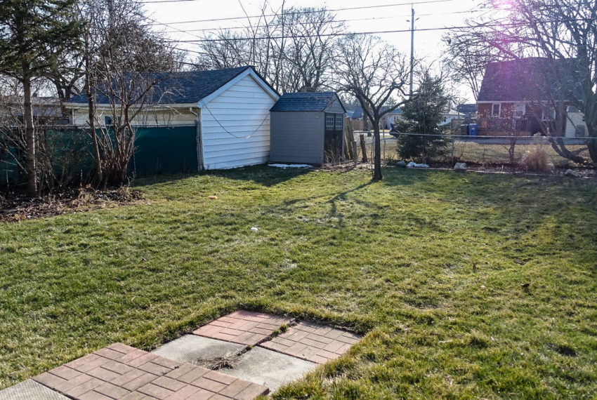 1087 Glidden Ave-24