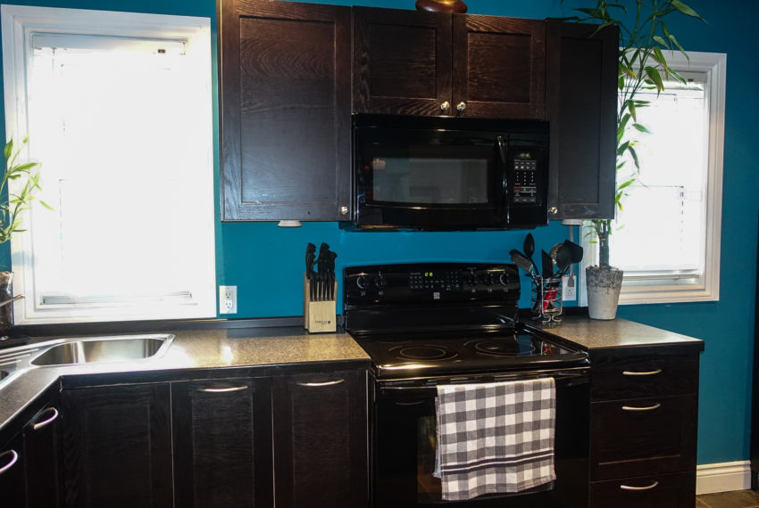 1550 Ellrose-11