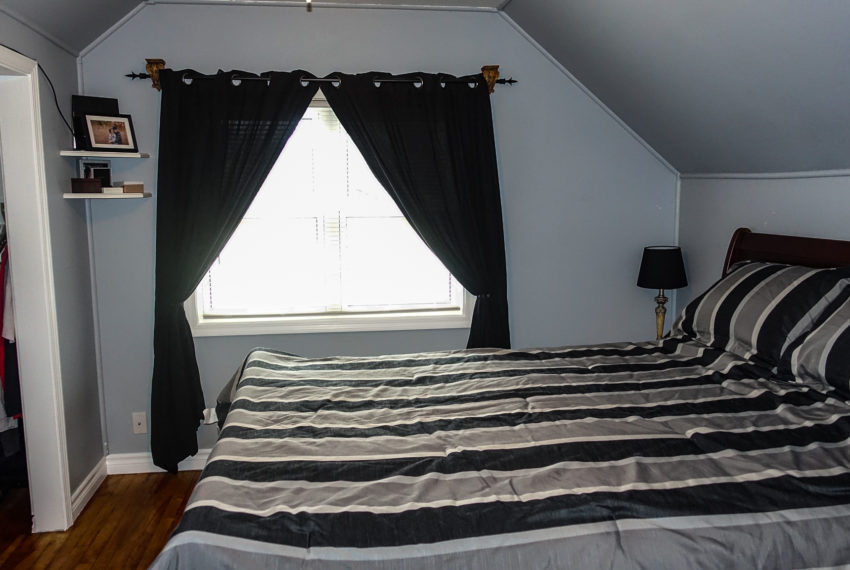 1550 Ellrose-18