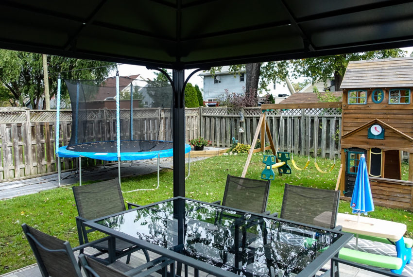 1550 Ellrose-30