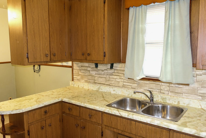 2563 Alexis-8