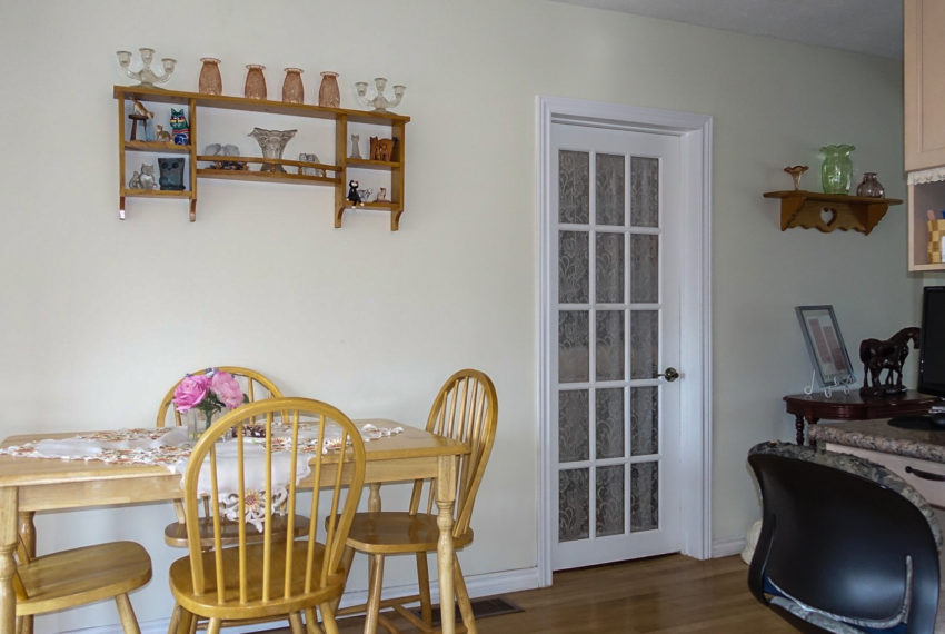 2589 Chandler rd-17